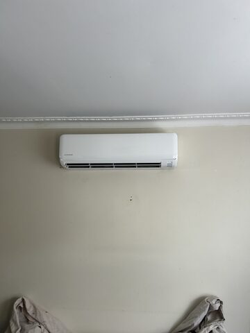 Split system head unit installed in a Ringwood home